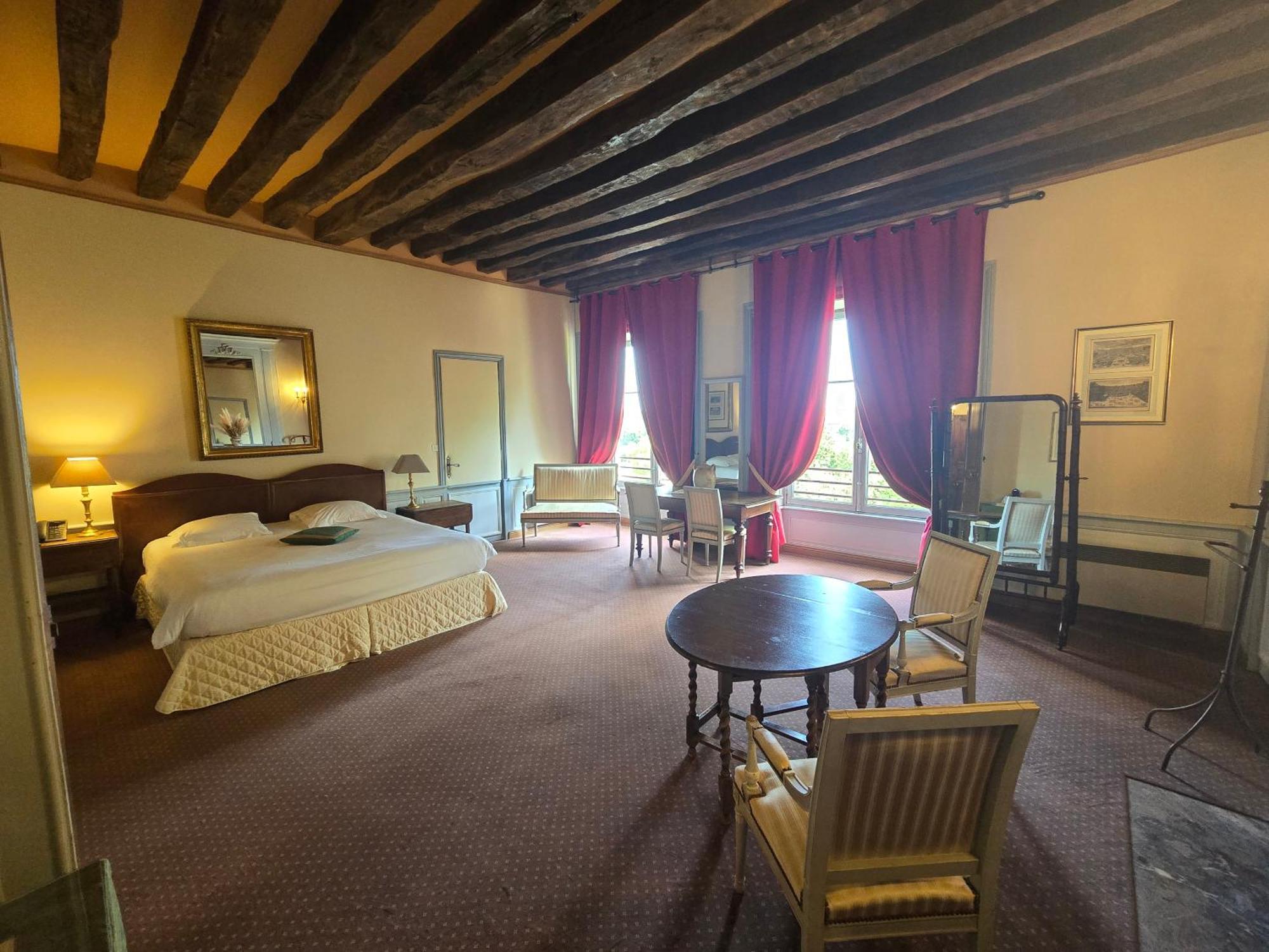 Chateau De Chissay, Hotel De Charme Pres De Chenonceau Et Le Zoo De Beauval Exterior foto